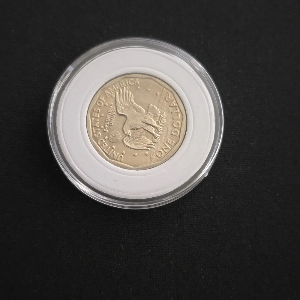 1979-P Uncirculated Susan B Anthony Dollar - Picture 6 of 8